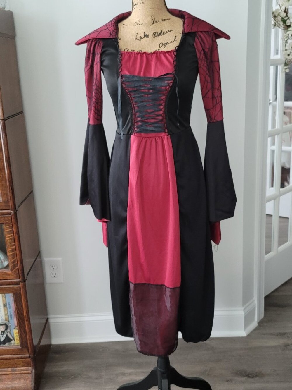 Girls Vampire, Witch, Pirate Costume size 8-10, pre-Owned